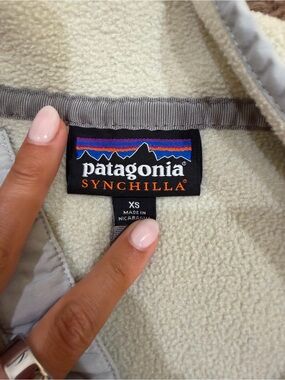 Patagonia Synchilla Fleece Jacket - Cream with Gray Trim